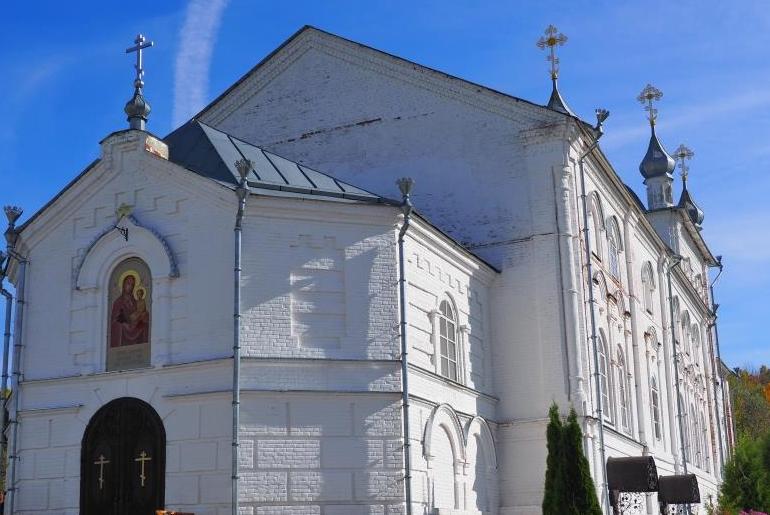 克伦斯基圣蒂何维斯基修道院