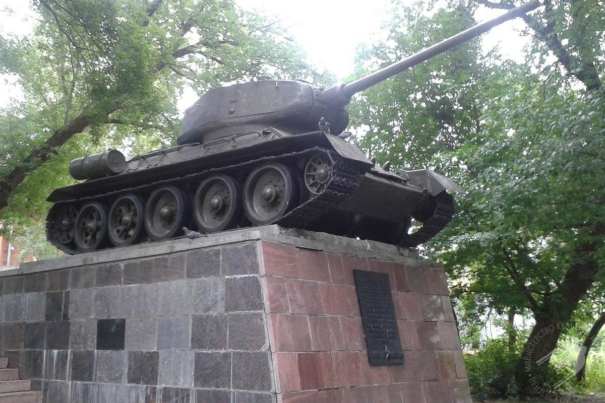 T—34坦克纪念碑